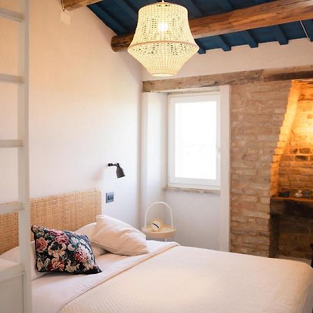 La Trave Bed & Breakfast Montecosaro  ภายนอก รูปภาพ