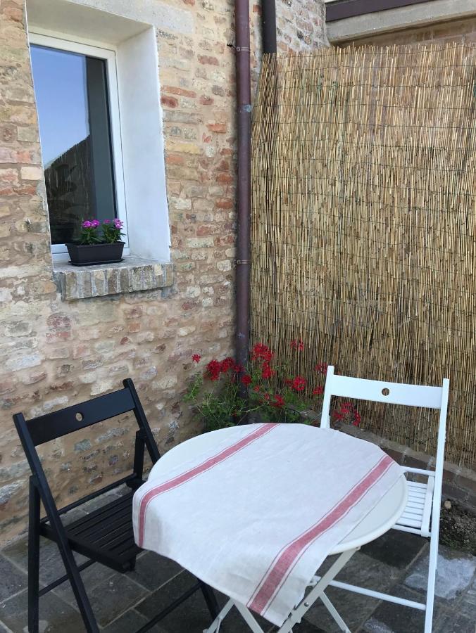 La Trave Bed & Breakfast Montecosaro  ภายนอก รูปภาพ
