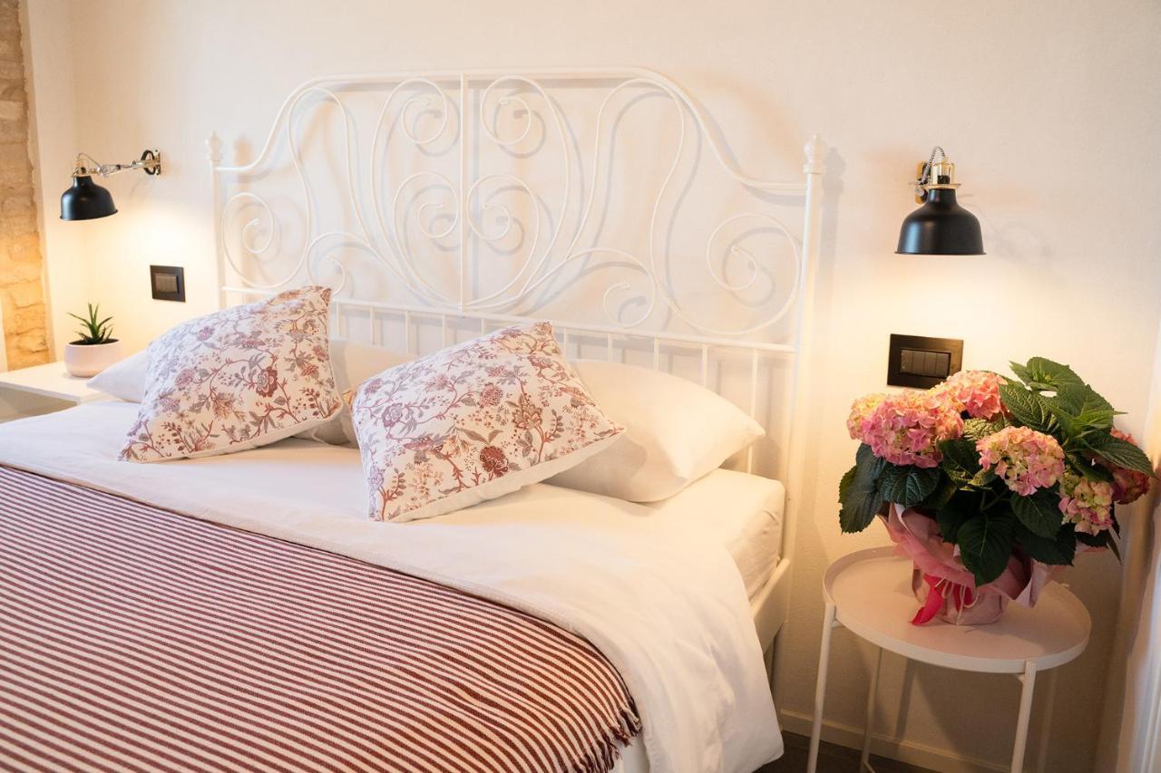 La Trave Bed & Breakfast Montecosaro  ภายนอก รูปภาพ