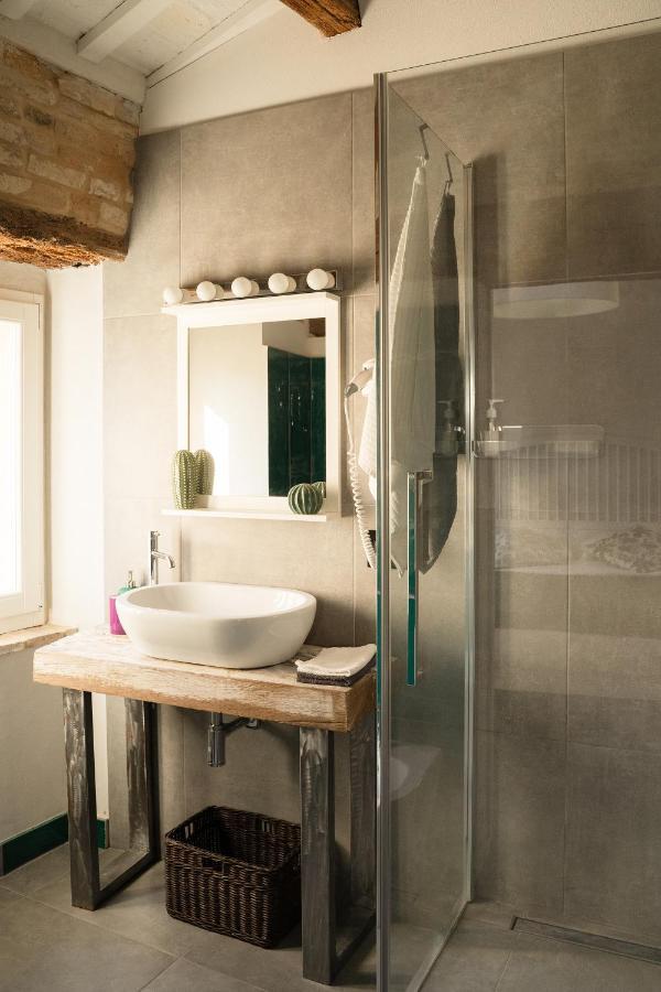 La Trave Bed & Breakfast Montecosaro  ภายนอก รูปภาพ